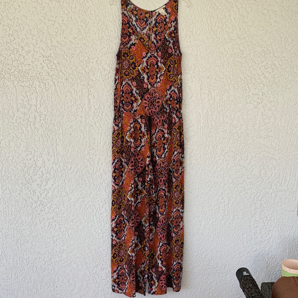 H&M Vibrant Patterned jumpsuit with pockets size 8